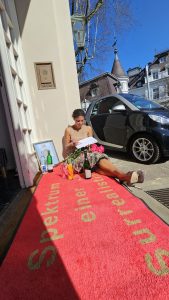 Spektrum einer Surrealistin_ Michaela de Luxe Photo Fabrics by Peter Sapper _ Milchstrasse 11 Pöseldorf _